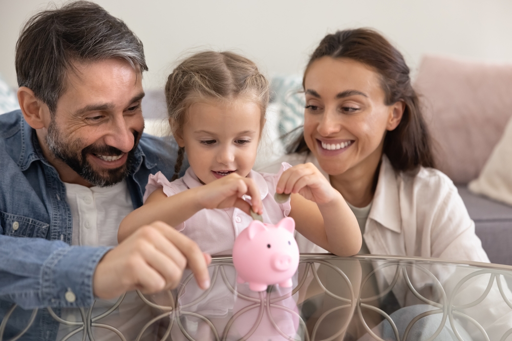 Finanční gramotnost začíná doma. Co vaše dítě nutně potřebuje vědět?