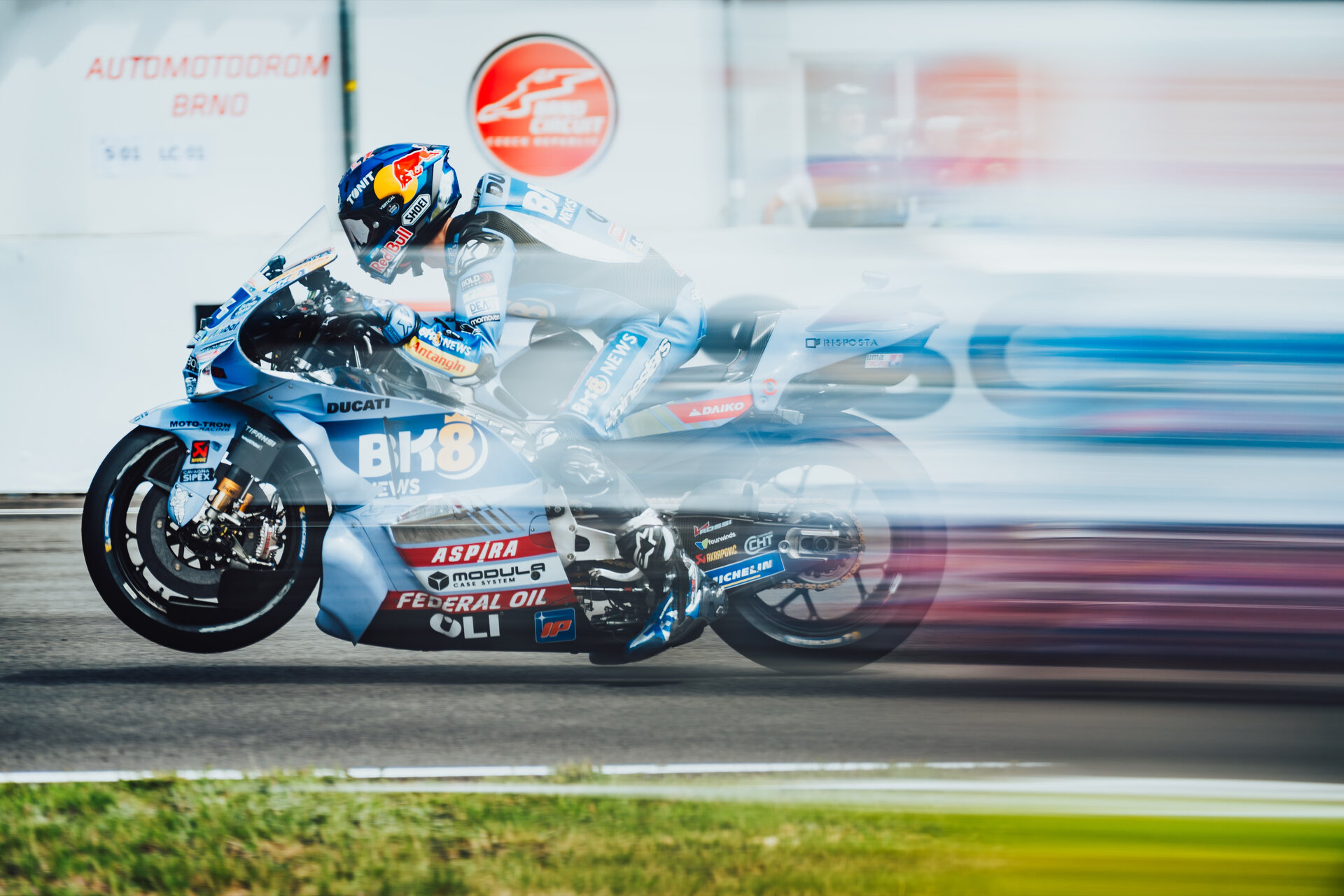 Ultimátní rychlost, kterou oči nestíhají. Překvapivá fakta o MotoGP