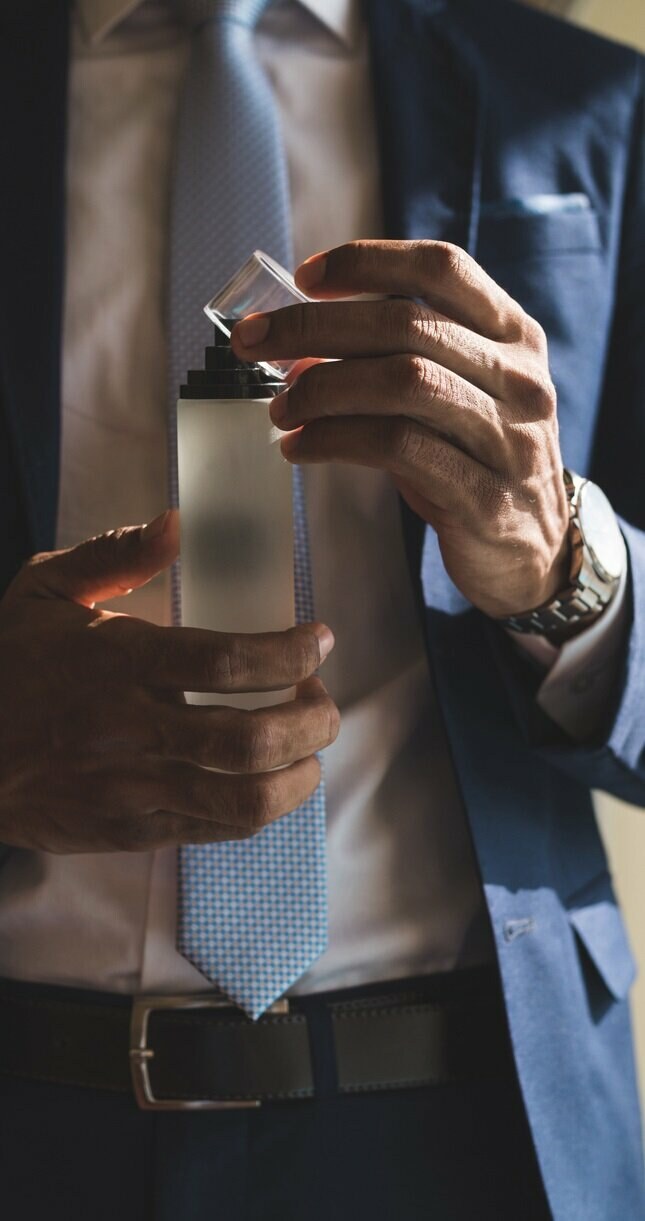 Nejlepší pánské parfémy: Který vybrat partnerovi jako dárek k Vánocům?