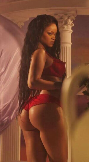 Rihanna pár měsíců po porodu: Pořádně sexy Valentýn