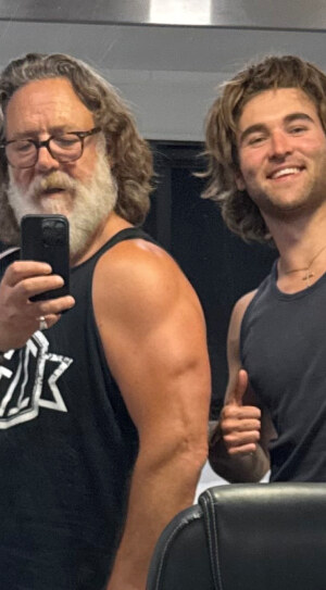 Pyšný gladiátor Russell Crowe: Synek se potatil 