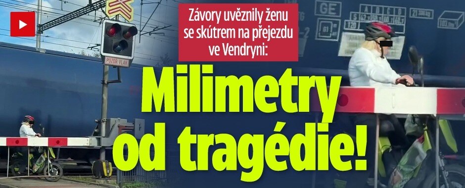 Hazard na kolejích ve Vendryni: Ženu na skútru uvěznily závory! Vlak jí prosvištěl za zády